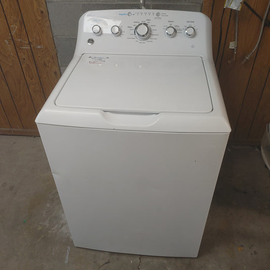 Used GE 4.5 Cubic ft Top Load Washer model GTW465ASN9WW
