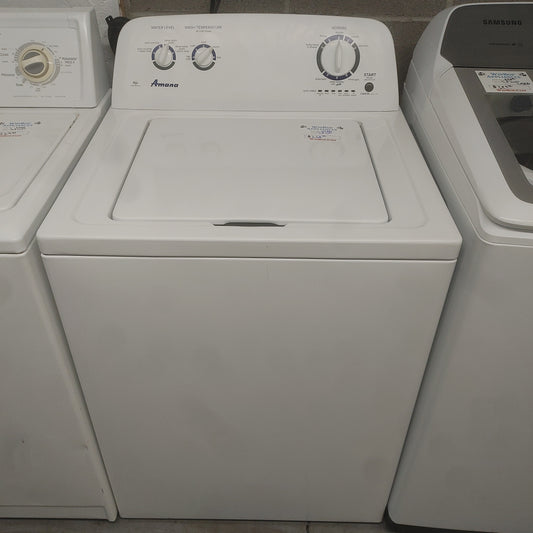 Used Amana 3.8 cubic foot top load washer with agitator