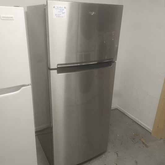 Used Whirlpool 17.6-cu ft Top-Freezer Refrigerator (Fingerprint Resistant Metallic Steel)